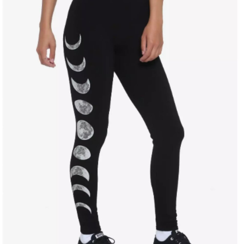 Hot Topic Moon Phase Leggings